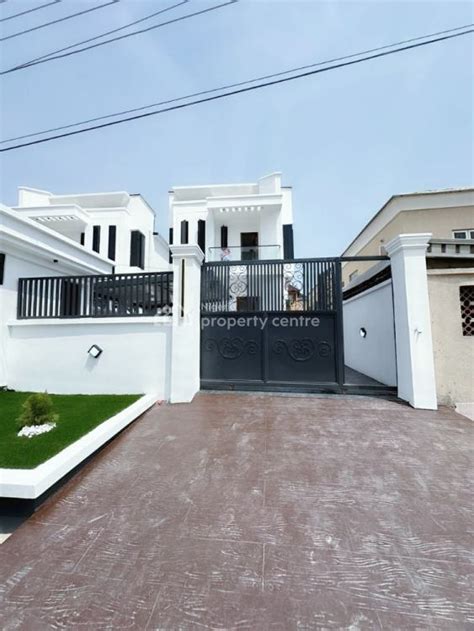 For Sale Well Finished Bedroom Fully Detached Duplex Ikota Ikota