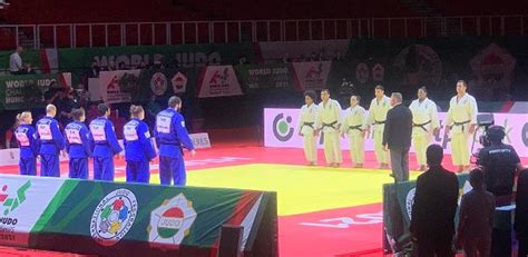 Brasil Bronze Por Equipes E Fecha Mundial De Jud Medalha