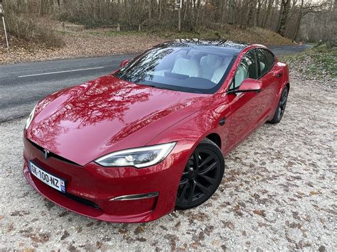 Le Potentiel Impressionnant De La Tesla Model S Plaid Sur Circuit Carfans