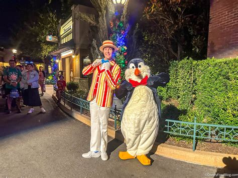 You Won T Believe Who You Can Meet At Disney S Jollywood Nights Event