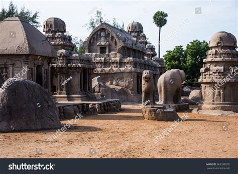 Sculptures Monuments Mamallapuram Known Mahabalipuram Town库存照片363338570