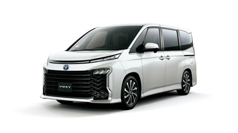 全新第四代toyota Voxy ，noah Carsensemy