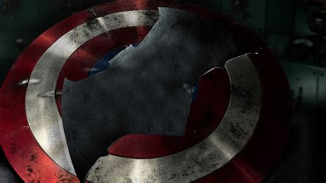 6 Iconic Marvel and DC Symbols That Define Superheroes - QuirkyByte