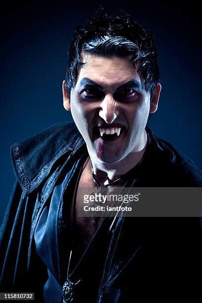 101 Murder Mystery Characters Stock Photos, High-Res Pictures, and ...