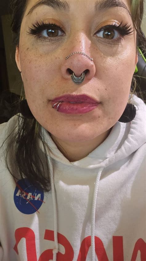 Advice for labret piercing : r/SelfPiercing