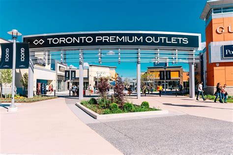 Private Shopping Tour From Toronto To Toronto Premium Outlets In