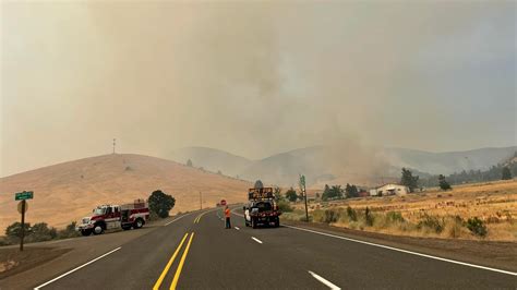 Oregon Wildfires Kotek Declares Emergency As Multiple Fires Rage On