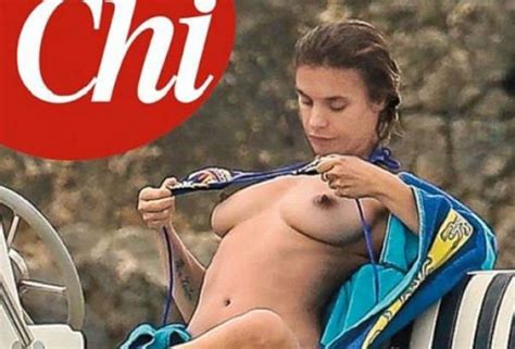 Elisabetta Canalis Sexy And Topless 16 Photos Thefappening