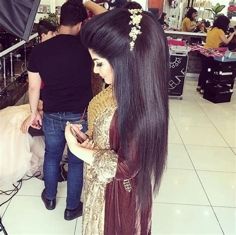 Pin By Ale Ramírez On Peinados Long Hair Styles Party Hairstyles Dyed Hair