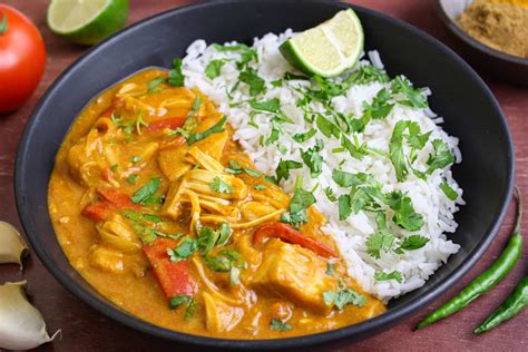 Creamy Jackfruit Curry With Tomato Coconut And Lime The Pesky Vegan