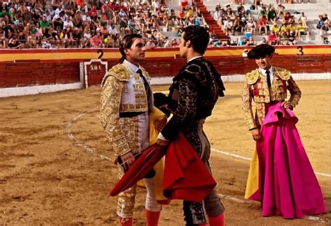 Mario Alcalde así es el primer torero abiertamente pansexual