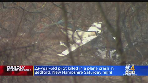 23 Year Old Pilot Dead After Small Plane Crashes Into Merrimack River Youtube