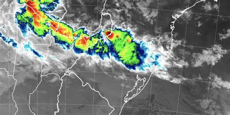 Frente Fria Avan A Pelo Sul Do Brasil Hoje Chuva Vento E Queda De