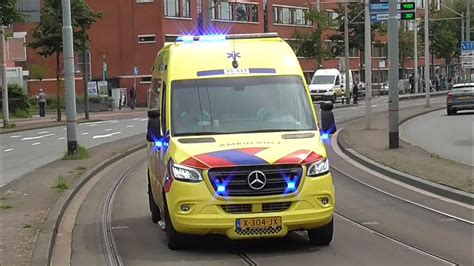 Ambulance Word Geblokkeerd Politie Ambulances Met Spoed Onderweg In