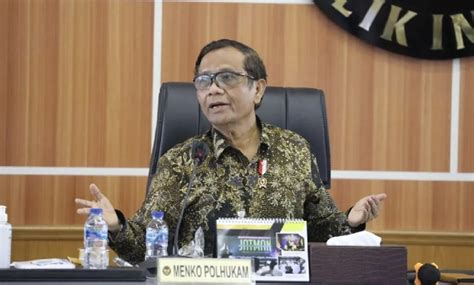 Mulanya Terkesan Seperti Juru Bicara Kini Mahfud MD Minta KPK Sikapi