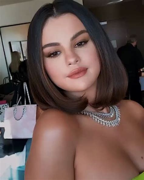 Selena Gomez Social Media Celebmafia