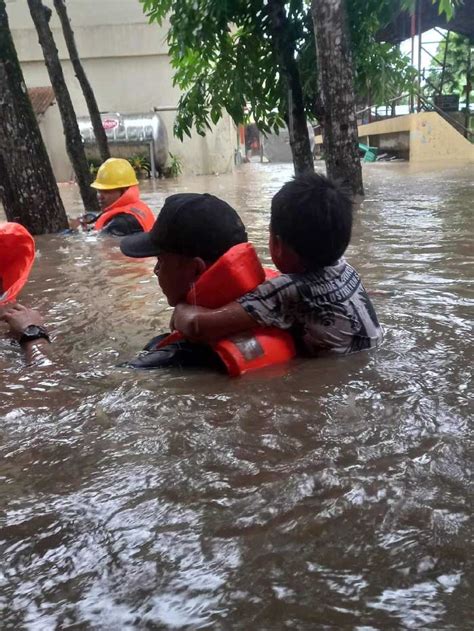 Thousands In Bacolod Displaced Due To Flooding Daily Guardian