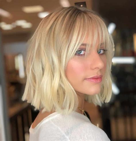 Blunt Cut Bob With Bangs: The Ultimate Guide To This Classic Hairstyle ...