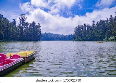 Picturesque Ooty Lake Ooty Boat House Stock Photo 1700922730 | Shutterstock