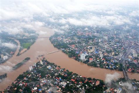 Kerala Floods Death Toll Reaches 67 Over 25 Lakh People Moved To