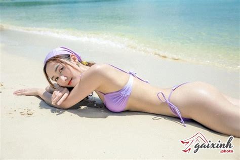 99 Ảnh Á Hậu Hà Thu Bikini Tạo Dáng Sexy Đầy Quyến Rũ