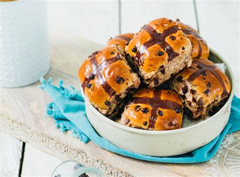 Chocolate Chip Hot Cross Bun Toasted Delight COBS Bread USA