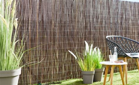 Vis à vis 9 solutions pour préserver lintimité de votre jardin