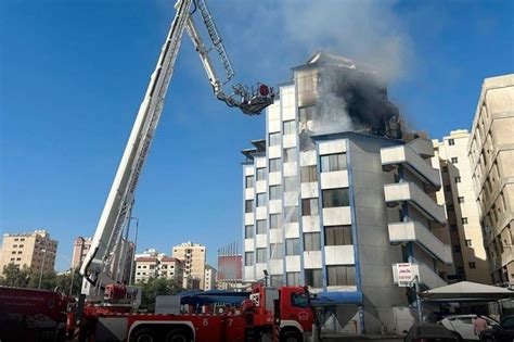 الإطفاء السيطرة على حريق عمارة بمنطقة السالمية Q8 Press