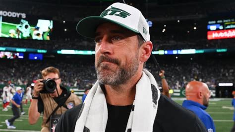 New York Jets Gm Fires Back At Brutal Aaron Rodgers Report