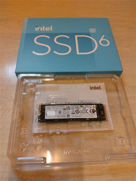 価格 在庫品かな まんまIntel製品でしたSolidigm SSD 670p SSDPEKNU020TZX1