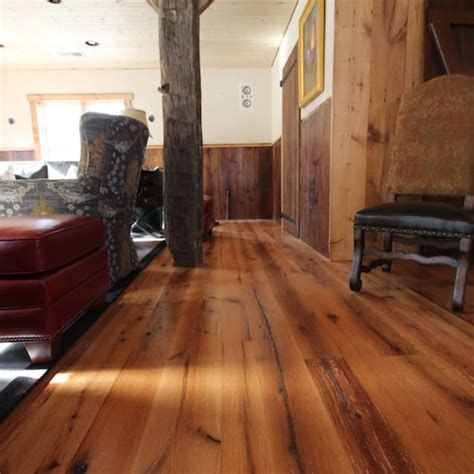 Reclaimed Red Oak Flooring Pennsylvania Barn Wood Store And Etsy