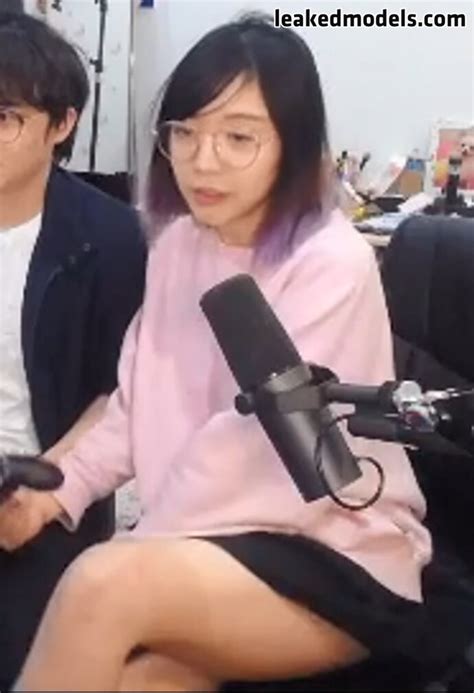 Lilypichu Onlysaber Nude Leaks Onlyfans Photo Leaked Models