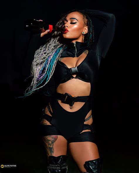 Kayden Carter : WrestleCuties