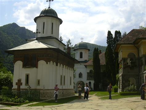 Manastiri Calatori Manastirea Turnu Jud Valcea