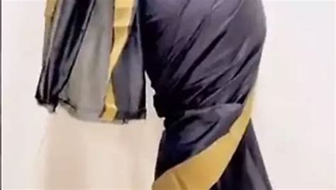 Desi Curvy Bhabhi Looking Hot In Red Saree Indian Tits Porn XHamster