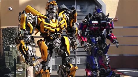 UNIVERSAL STUDIOS Meet the TRANSFORMERS - YouTube