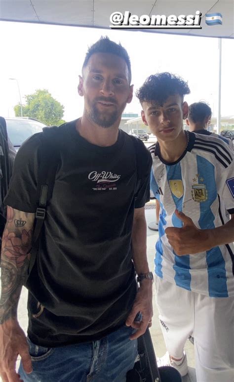 Leo Messi Fan Club On Twitter Leo Messi With A Fan Earlier Today In