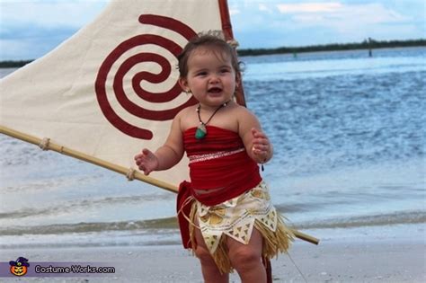 Moana Baby Costume | No-Sew DIY Costumes - Photo 3/5