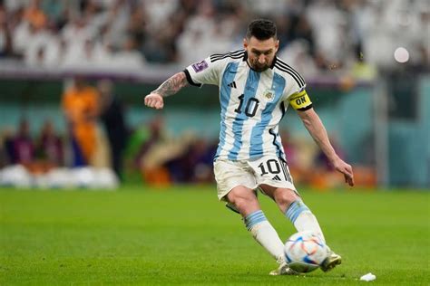 Lionel Messi Marc Un Gol En Argentina Pa Ses Bajos Por Los Cuartos