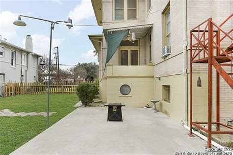 1907 Victorian house in San Antonio, Texas - $975k | Old Houses USA