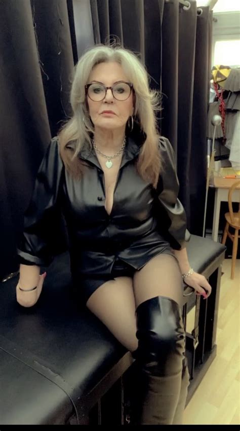 Mistress Sofia On Twitter You Can Smell The Leather