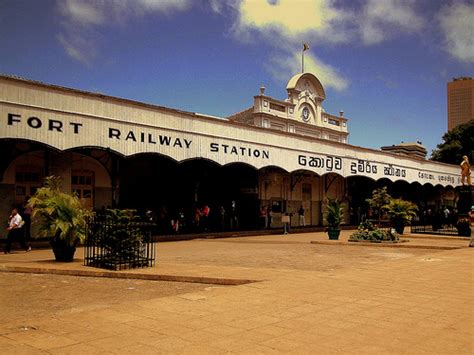 Fort Railway Station Colombo Sri Lanka Tourist Information