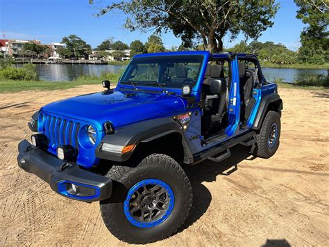 Happy Fri Yay Let S See Those Naked Jeep Photos Warning No Nudity Allowed Jeep