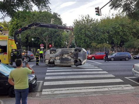 Fotos Aparatoso Accidente En La Avenida