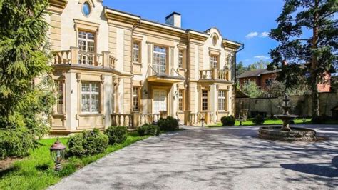 Luxuriöse 3 Schlafzimmer Villa zu verkaufen in Zhukovka Moskovskaya