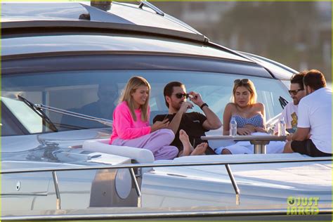 Sofia Richie Slips Into A Bikini For Relaxing Day In Miami Photo 1275353 Photo Gallery