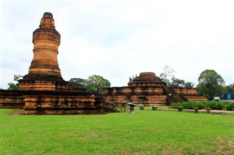 Candi Muara Takus Peninggalan Sejarah Agama Buddha Di Riau