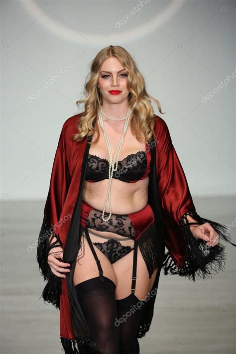 Finale Runway Show During Lingerie Fashion Week Stock Editorial Photo Fashionstock 56868503