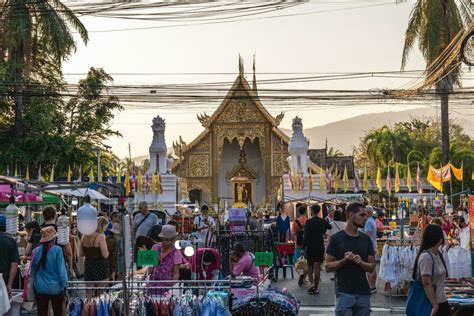 Chiang Mai Sunday Night Market Stock Photos, Images and Backgrounds for ...