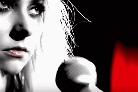 Tvr I Zvuk Nego Ikad The Pretty Reckless Predstavili Novi Spot Tra Ara